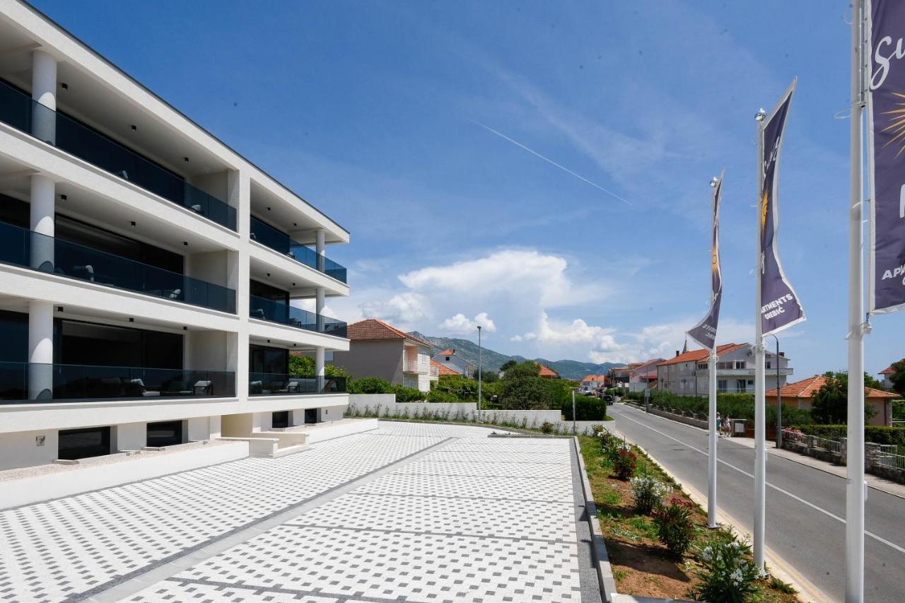Sunny Day Luxury Holiday Apartments 오레비츠 외부 사진