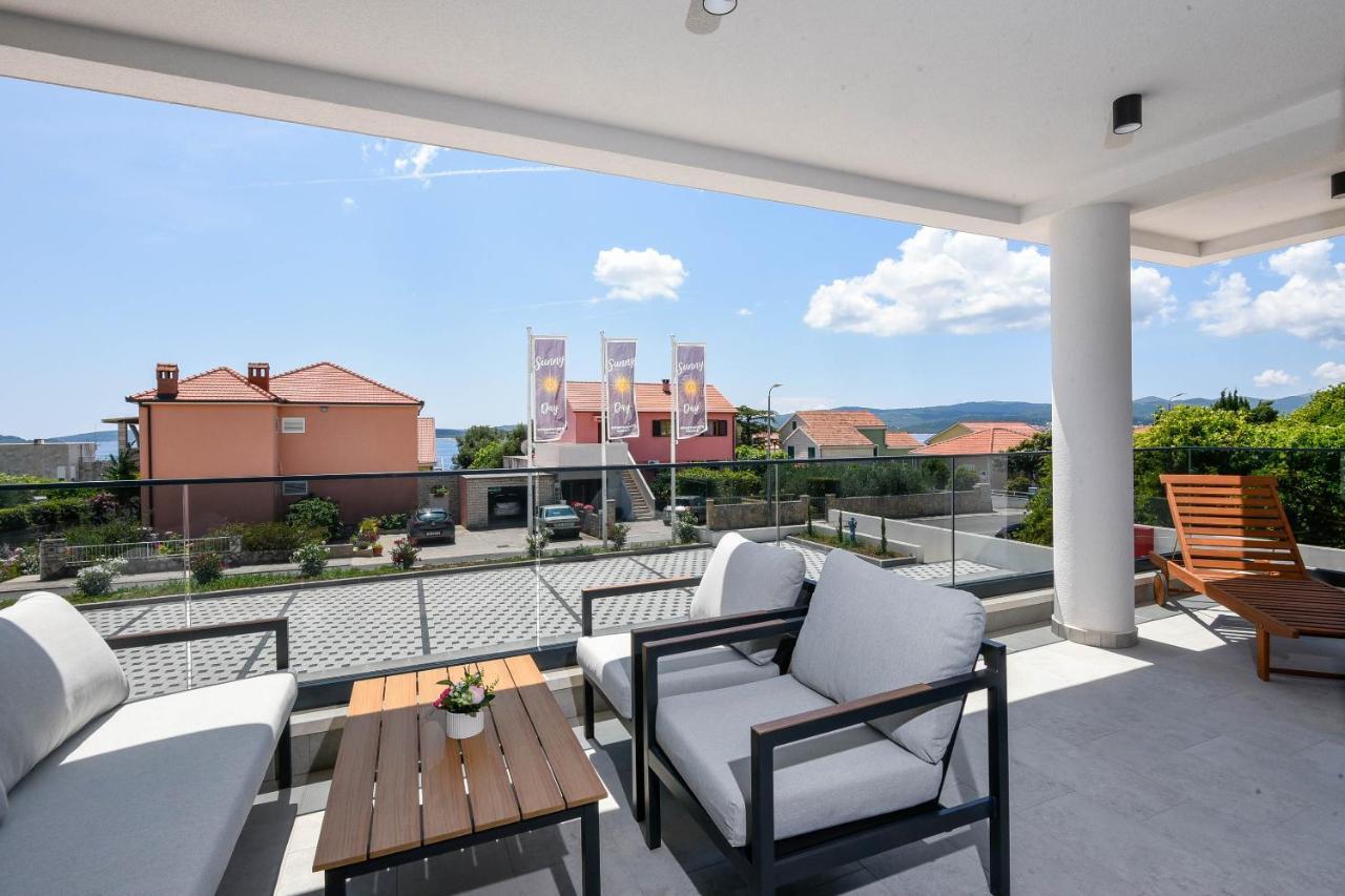 Sunny Day Luxury Holiday Apartments 오레비츠 외부 사진